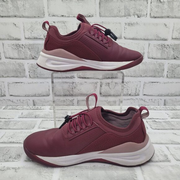 Clove Classic Royal Maroon Limited Edition Slip On Nursing Shoes Size W 6.5 - Picture 3 of 8